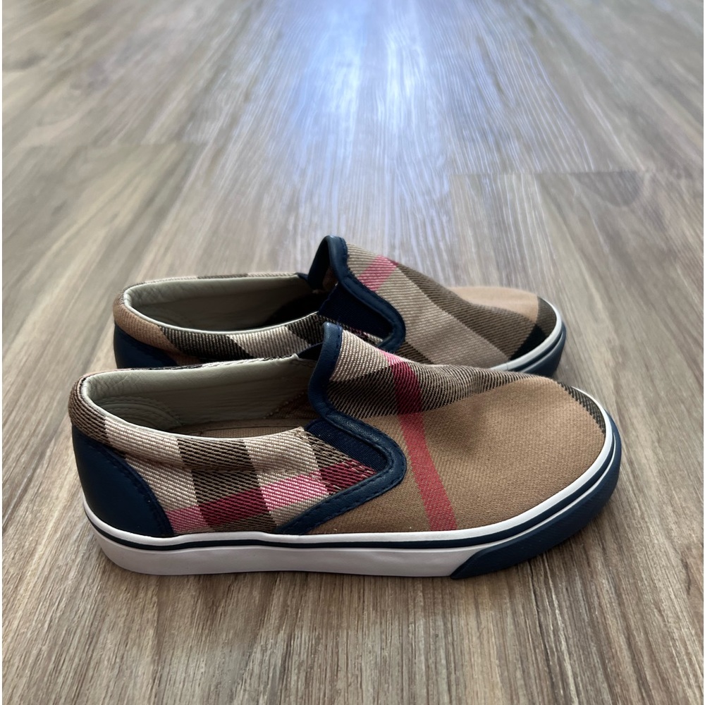 NWOT Kids Burberry Check Slip Ons